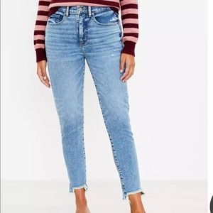 Loft Curvy Chewed Hem High Rise Skinny Jeans